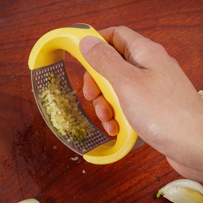 Stainless Steel Garlic Press — 304 Grade Manual Garlic Crusher with Non-Slip Handle