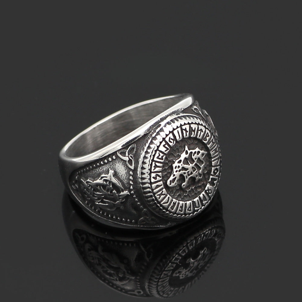 Men's Titanium Steel Wolf Head Ring – Vintage Animal Totem Band