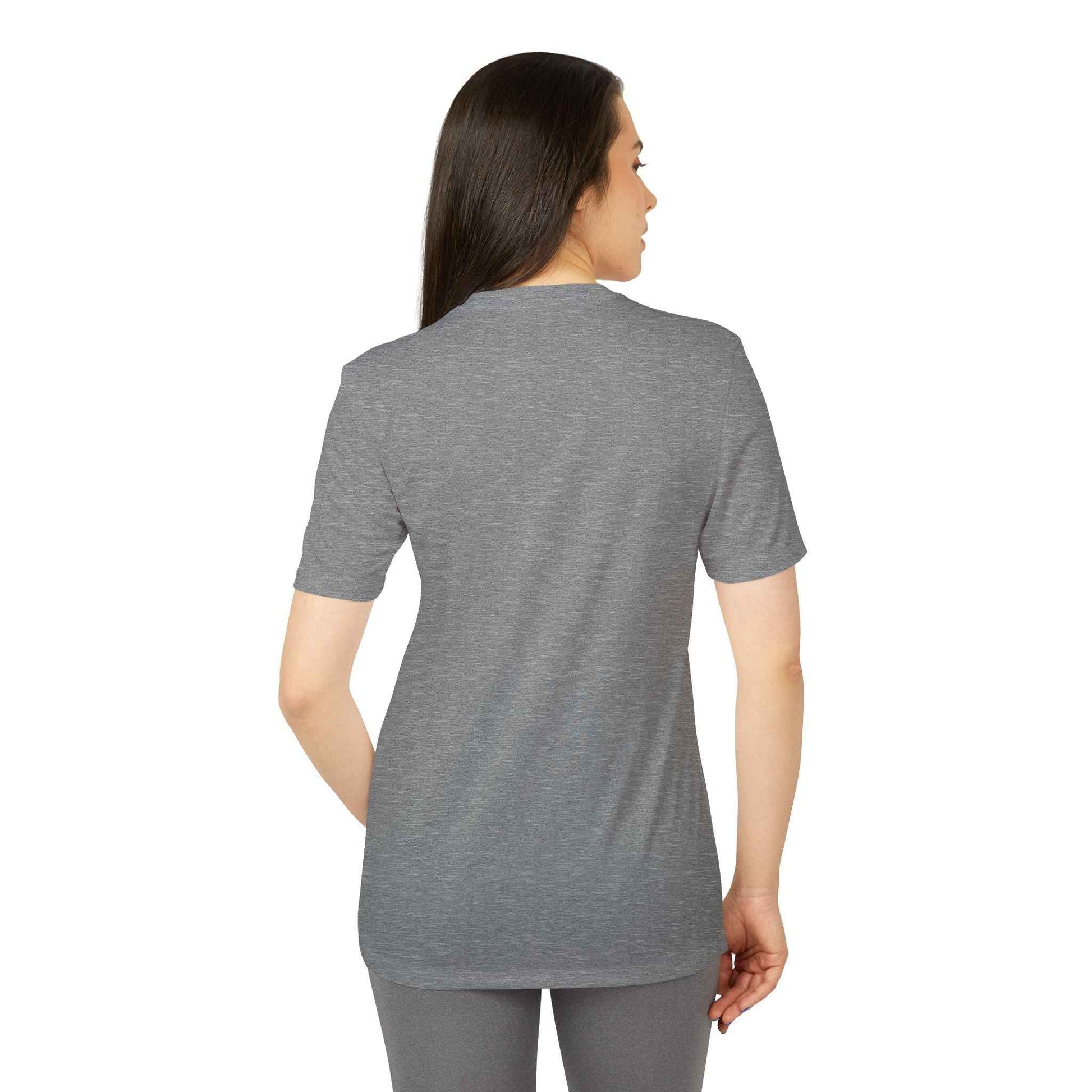 Sport Pocket T-Shirt – Minimal Logo Athletic Tee with UPF 50+