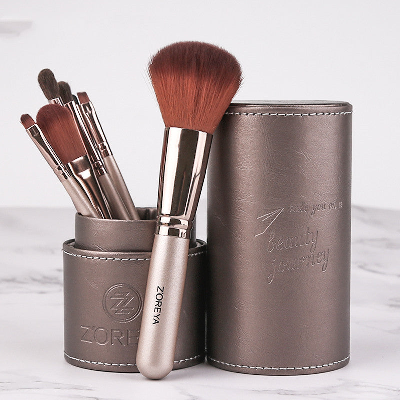 Retractable Travel Makeup Brush – Soft Fibre, Aluminium Handle