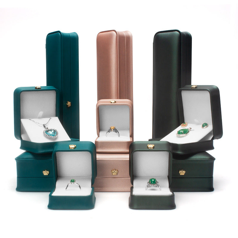 Crown Jewellery Gift Box – PU Leather Ring, Pendant & Bracelet Boxes