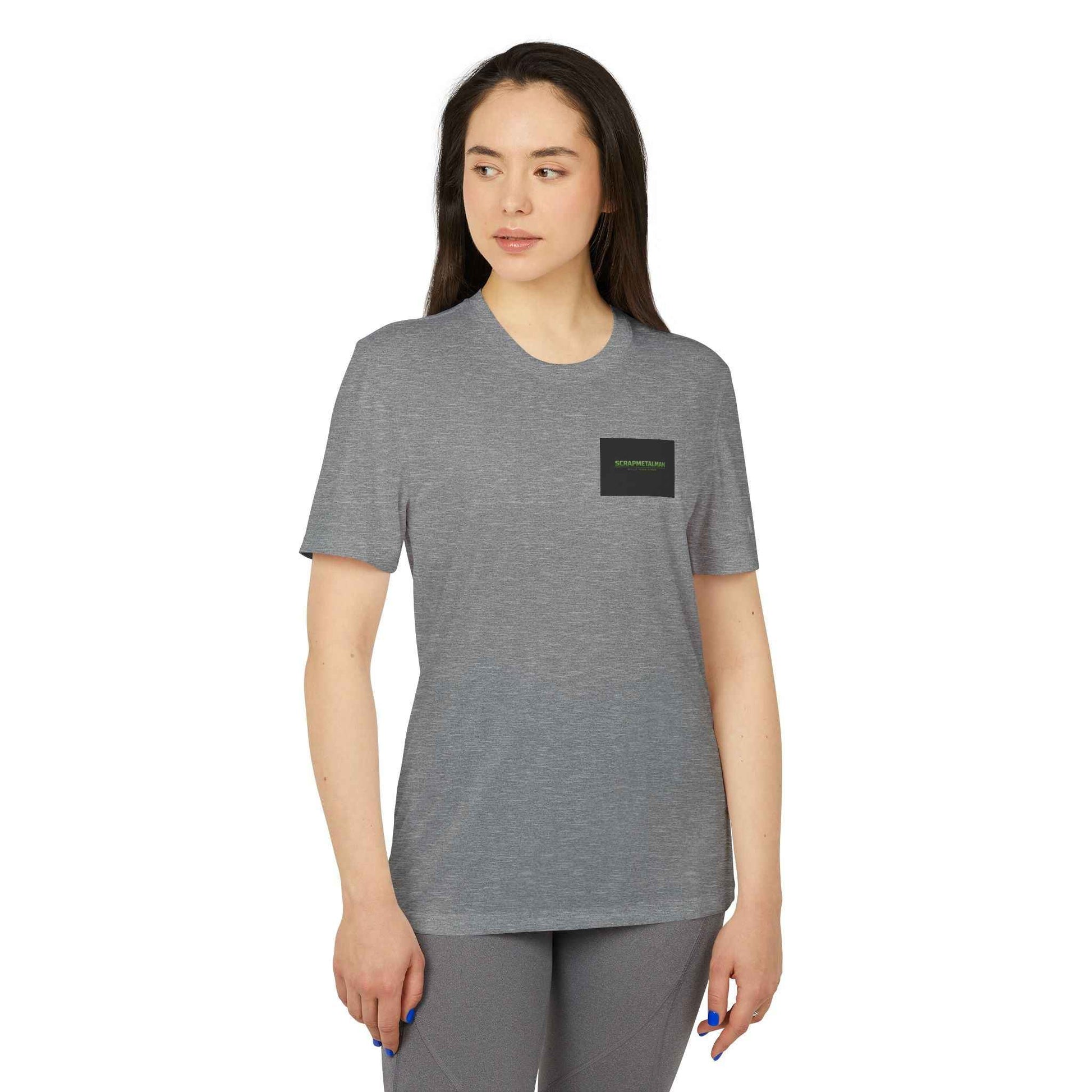 Sport Pocket T-Shirt – Minimal Logo Athletic Tee with UPF 50+
