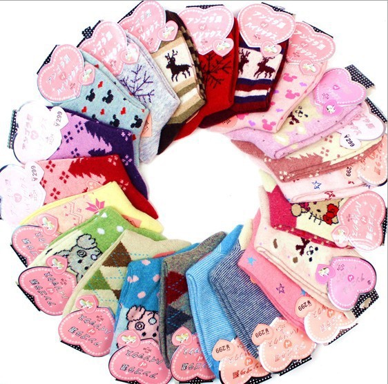 Women's Thick Rabbit Wool Cartoon Jacquard Socks | Mid-Tube