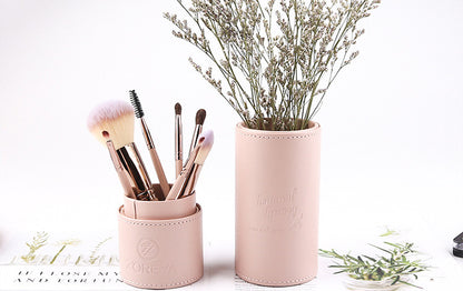 Retractable Travel Makeup Brush – Soft Fibre, Aluminium Handle