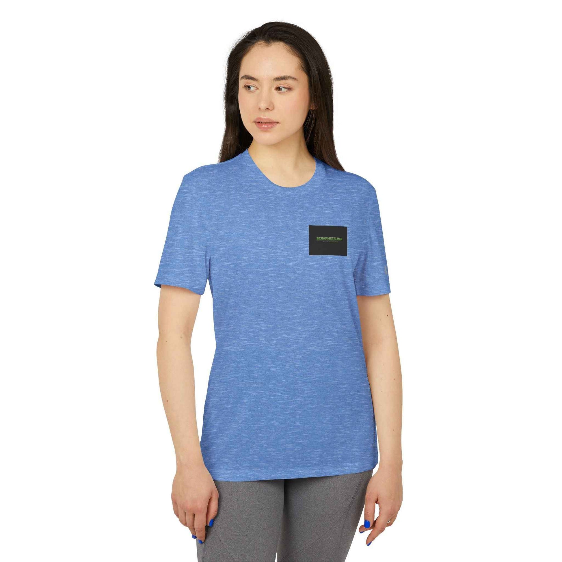 Sport Pocket T-Shirt – Minimal Logo Athletic Tee with UPF 50+