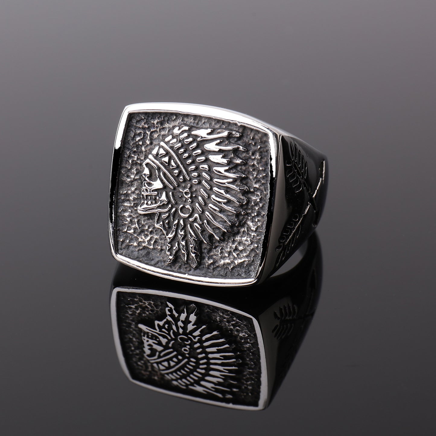 Men's Titanium Steel Indian Totem Ring – Polished Vintage Retro Geometric Band