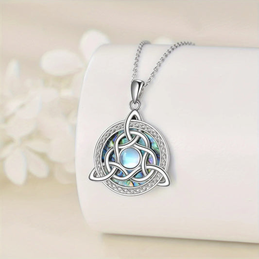 Celtic Knot Pendant Necklace in Zinc Alloy