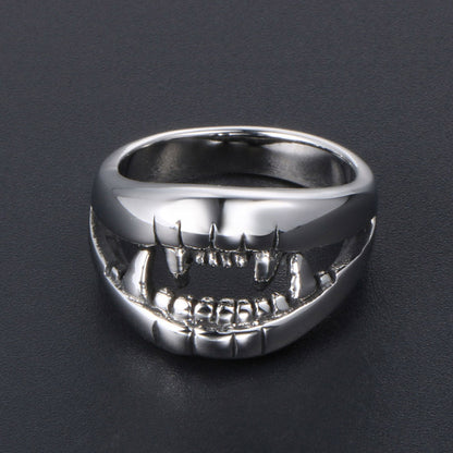 Unisex Titanium Steel Eagle Claw Ring – Vintage Polished Statement Band