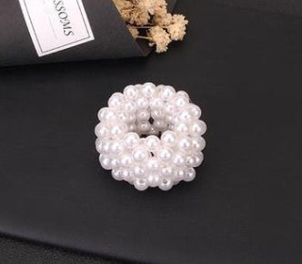 Handmade Pearl Beaded Hair Rope – Elegant Scrunchie