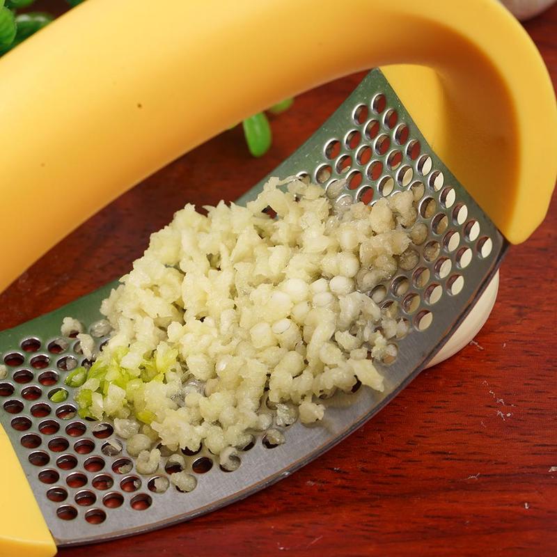 Stainless Steel Garlic Press — 304 Grade Manual Garlic Crusher with Non-Slip Handle