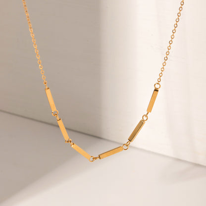 European And American Minimalist Womens 18k Gold Stainless Steel Necklace With Rhinestone Inlay