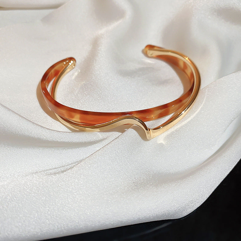 Adjustable Layered Shellfish Bracelet for Women