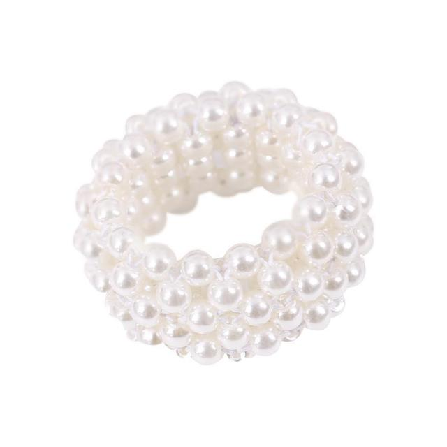 Handmade Pearl Beaded Hair Rope – Elegant Scrunchie