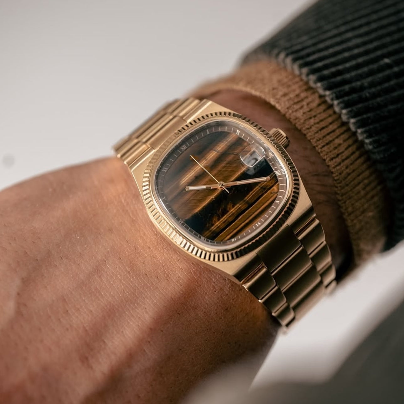 Wormhole Concept Men's Square Quartz Watch – Brown & Silver