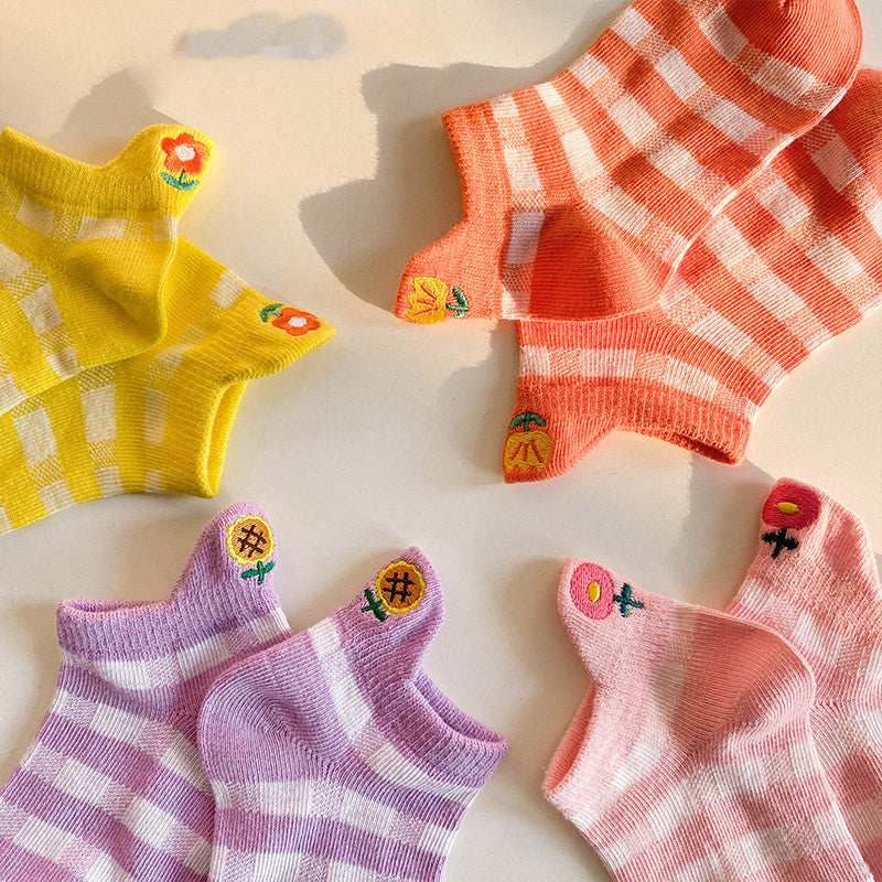 Children’s Embroidered Cartoon Boat Socks 4-Pair Pack 5 Designs Ages 1-12