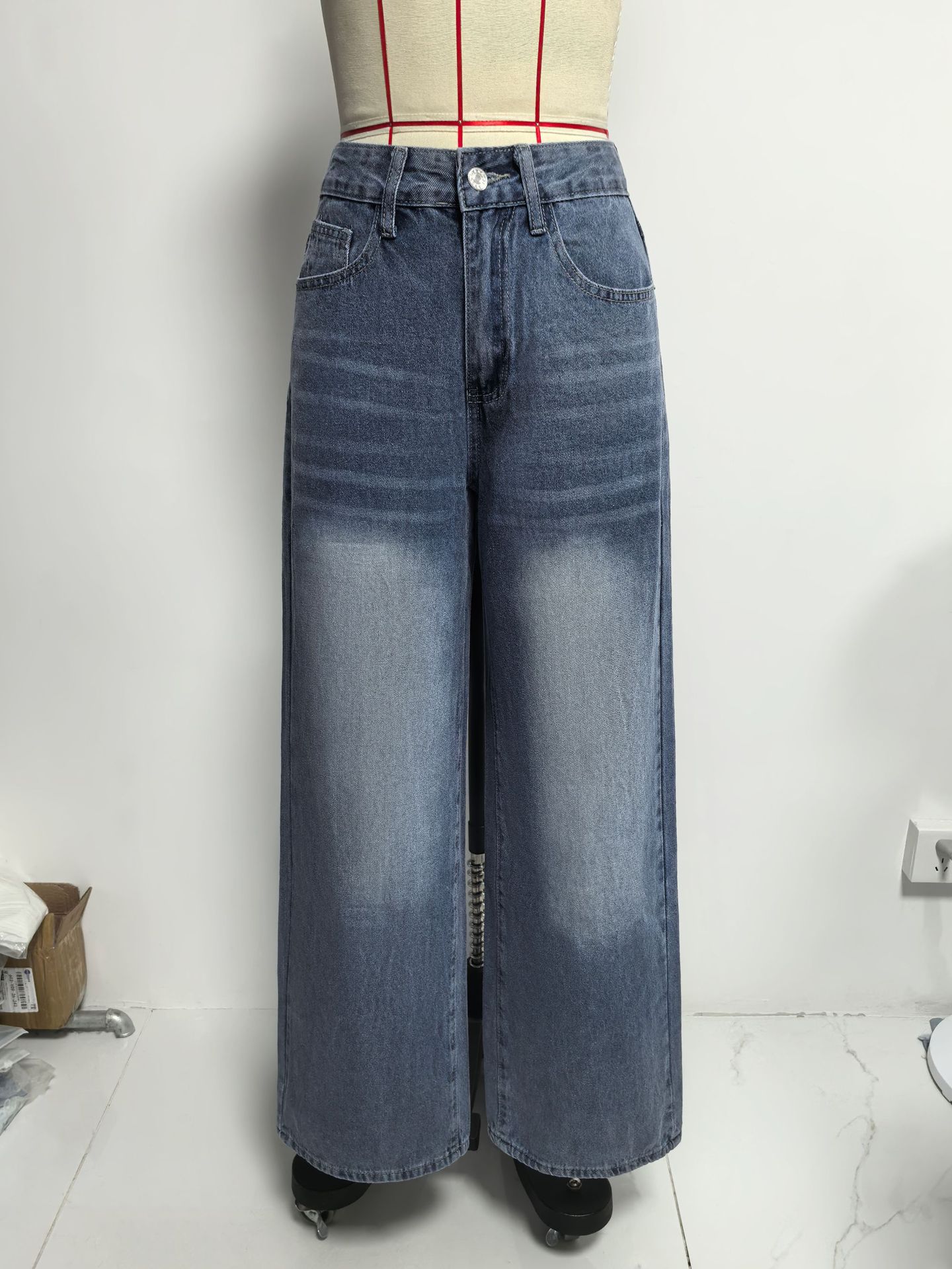 Women's High-Waist Straight-Leg Washed Vintage Jeans - Blue, S-2XL