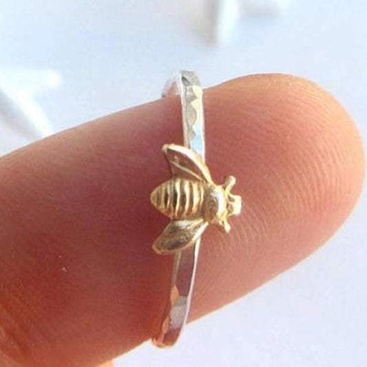 Rose Gold Bee Ring | Electroplated Zinc Alloy Animal Motif Ring for Women