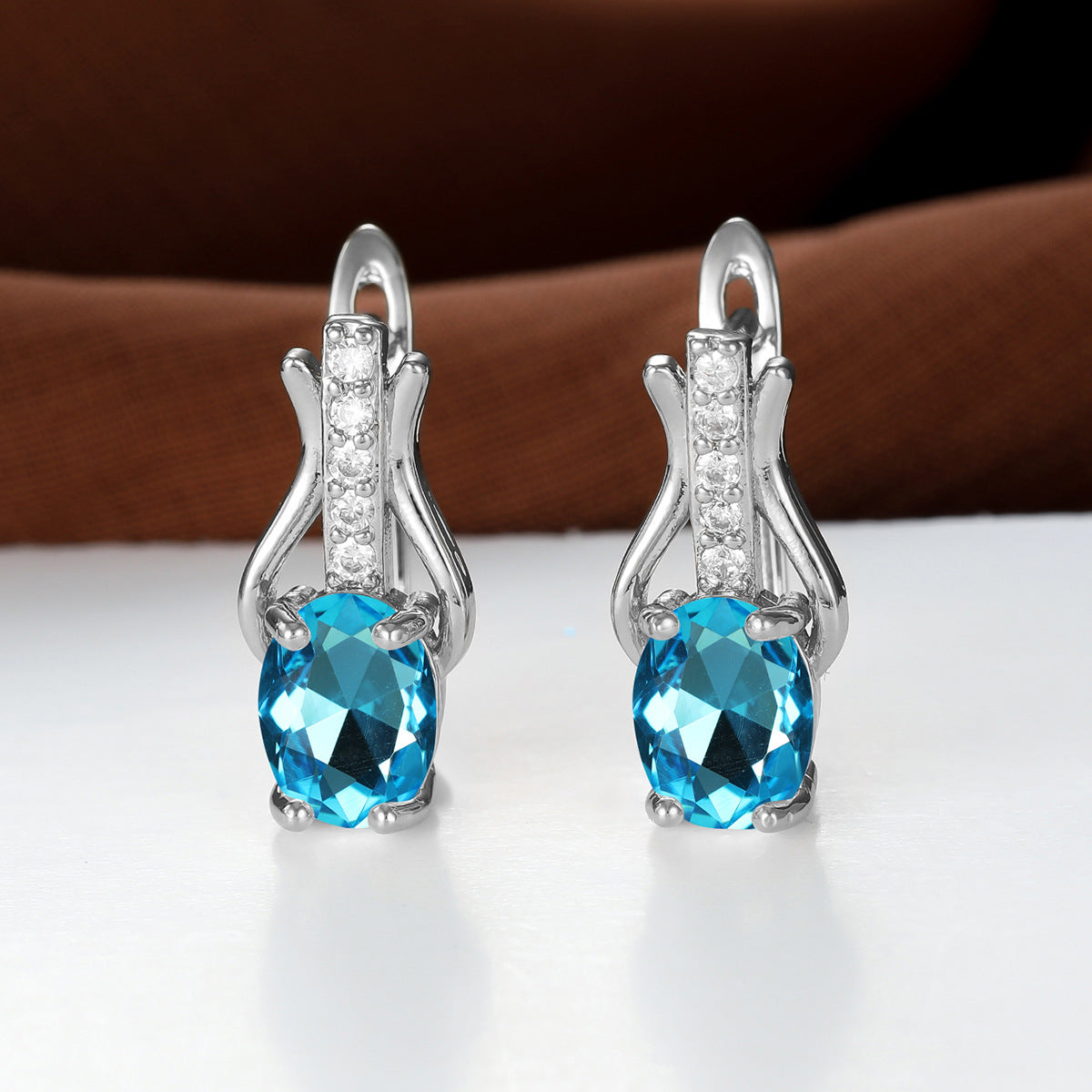 Oval Crystal Ear Clips | Champagne Gold & Platinum Copper Earrings for Women
