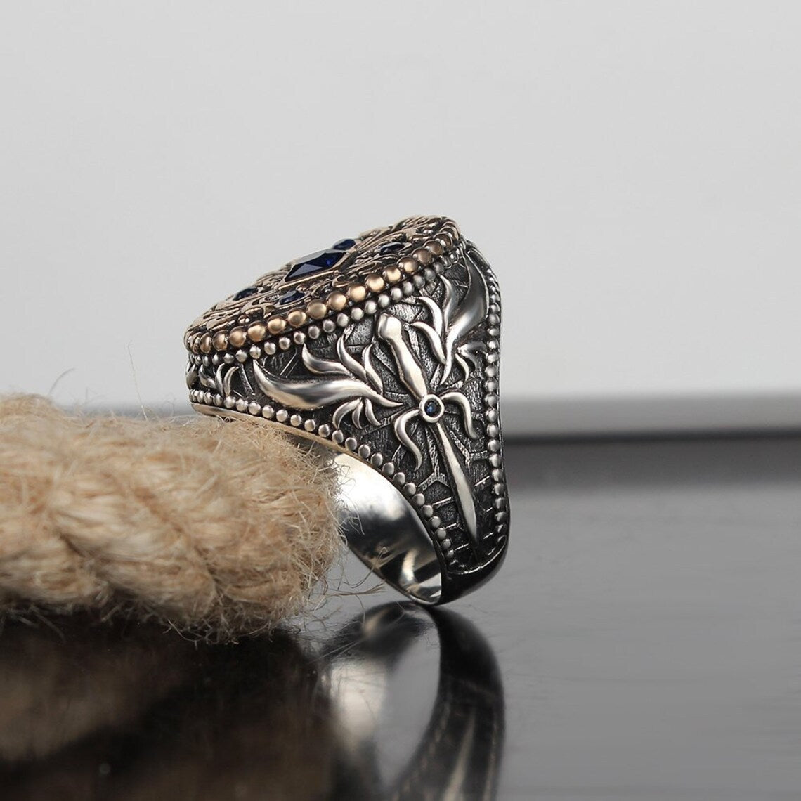 Women's Two-Tone Geometric Ring – Vintage European Style Alloy Band