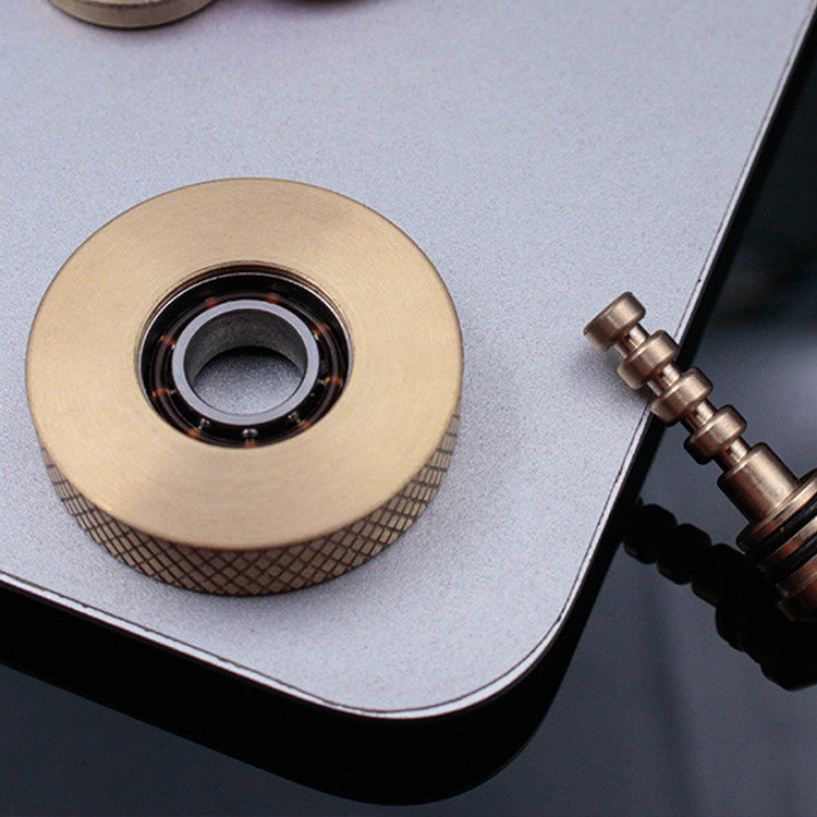 Copper Fingertip Spinner Anti-Anxiety Decompression Gyro