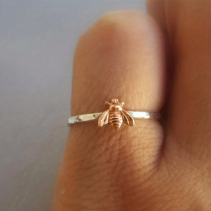 Rose Gold Bee Ring | Electroplated Zinc Alloy Animal Motif Ring for Women