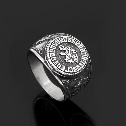 Men's Titanium Steel Wolf Head Ring – Vintage Animal Totem Band