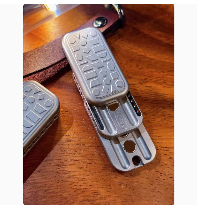 Hertz Titanium Alloy Magnetic Push Card EDC Toy