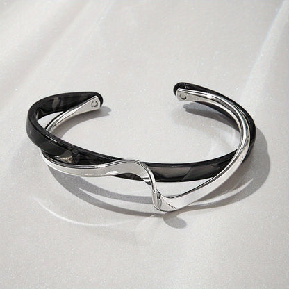Adjustable Layered Shellfish Bracelet for Women