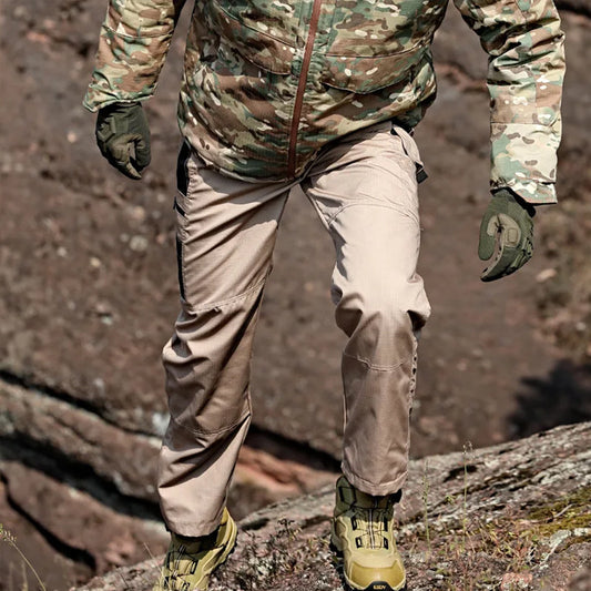 Men's Water-Repellent Multi-Pocket Outdoor Trousers