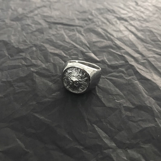 Men's Titanium Steel Lion Head Ring – Retro Wild Hip Hop Statement Band in Silver