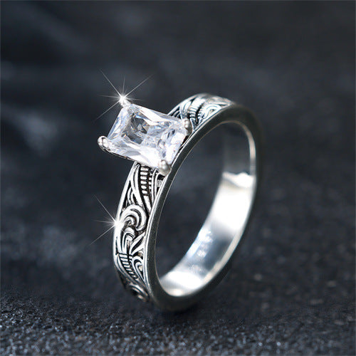 Retro Minimalist White Diamond Ring Casual And Versatile For Women