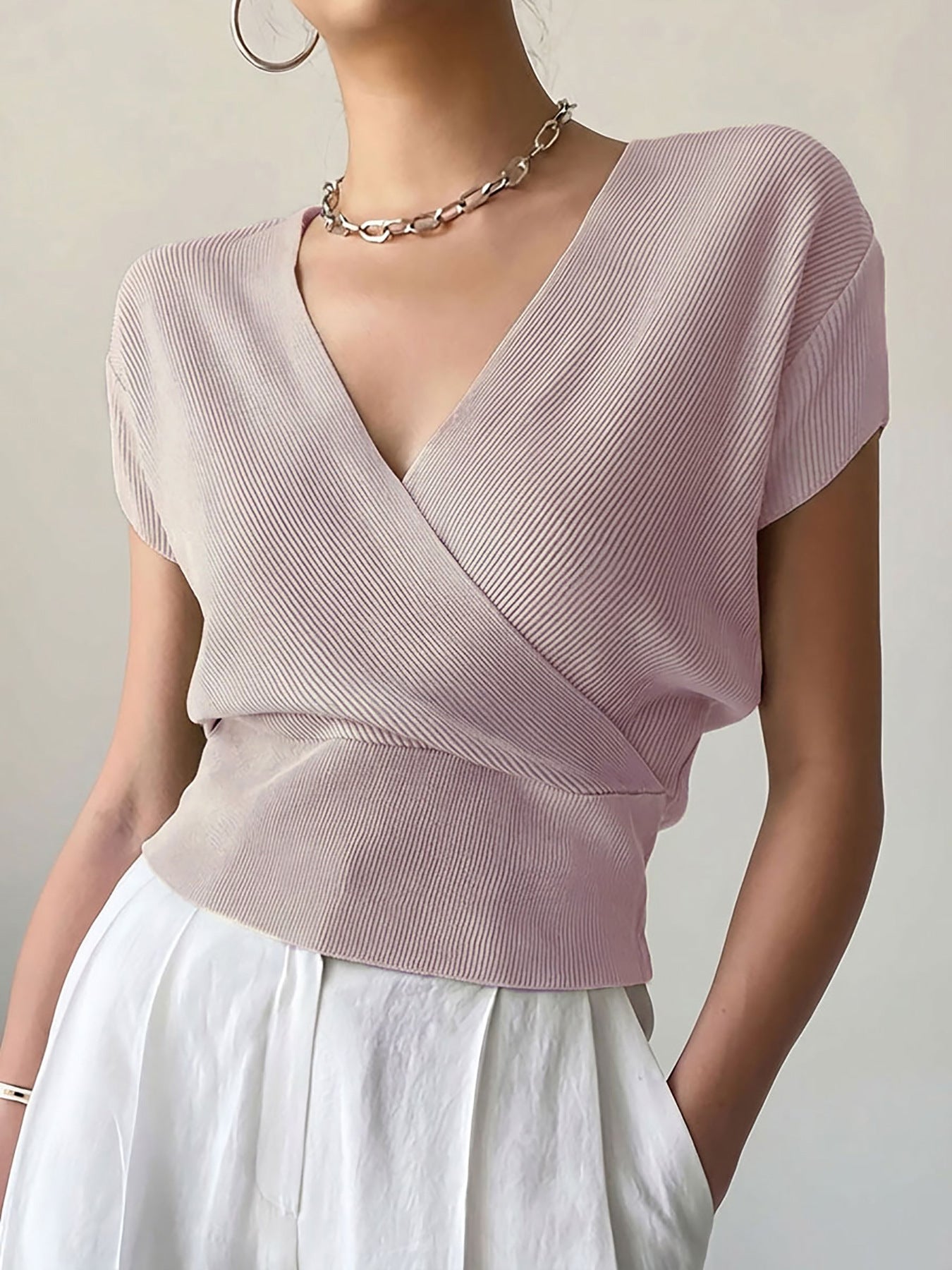 Women's V-Neck Knitted Top | Short-Sleeve High-Waisted Loose Fit Viscose Tee