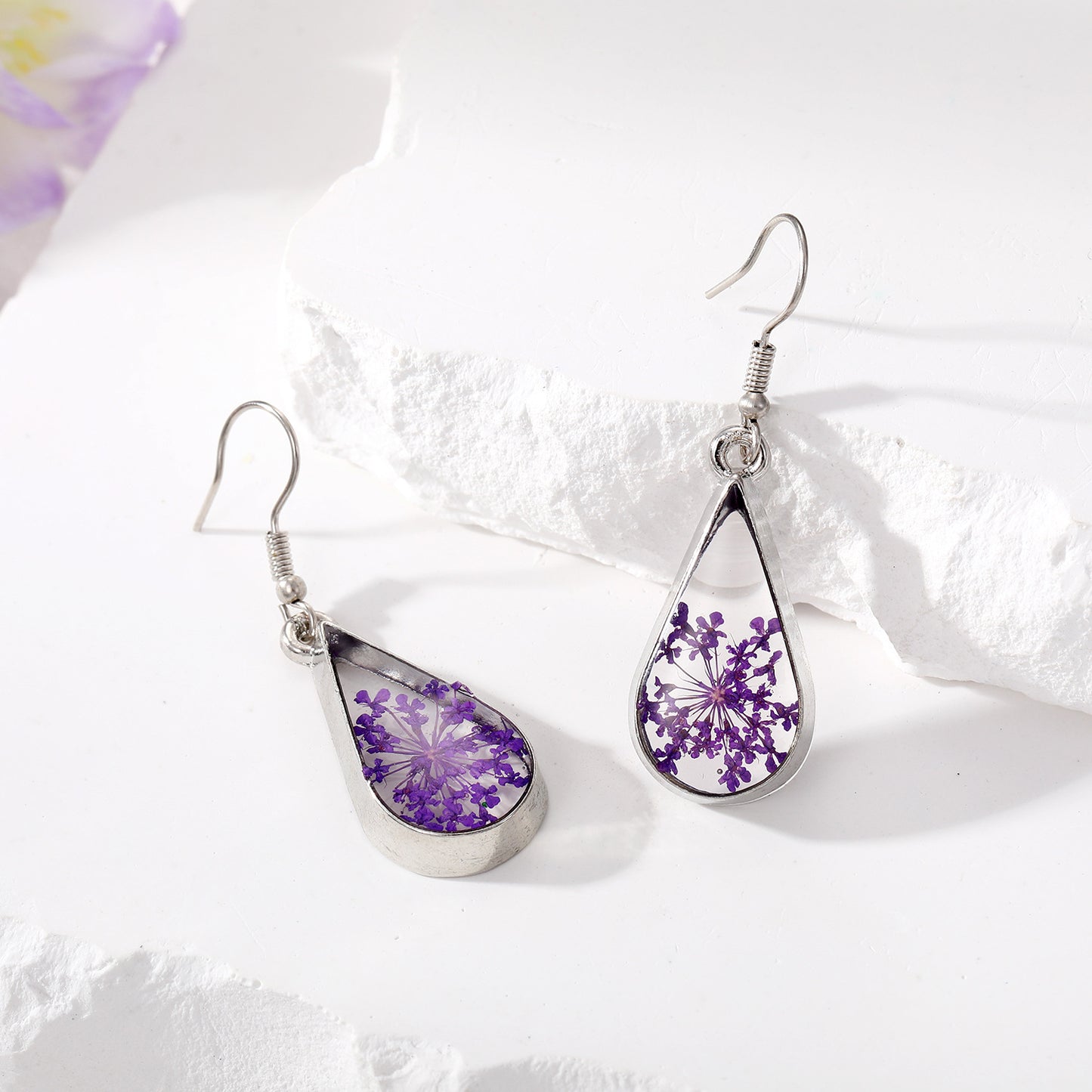 Dried Flower Waterdrop Jewellery | Resin Botanical Necklace & Earrings
