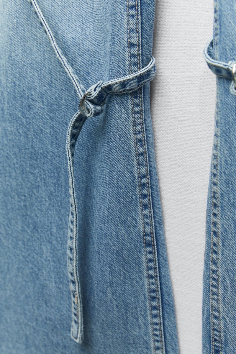 Women's Loose Strap Cargo Jeans – Mid Waist Denim in Light & Dark Blue