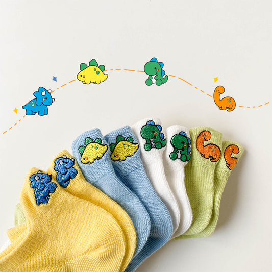 Children’s Embroidered Cartoon Boat Socks 4-Pair Pack 5 Designs Ages 1-12