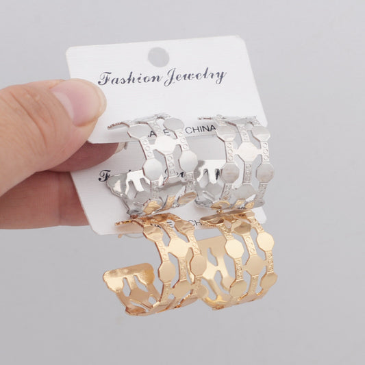 Dainty Hollow-Out Circular Earrings | Geometric Alloy Earrings for Women