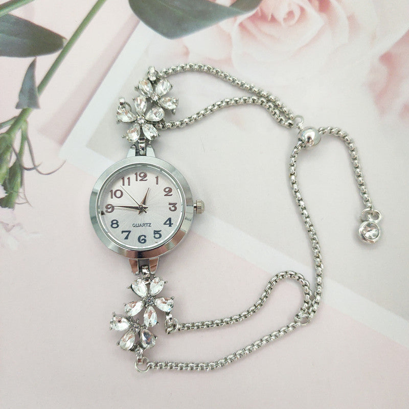 Women's Flower-Shaped Diamond Bracelet Watch | 7 Colours