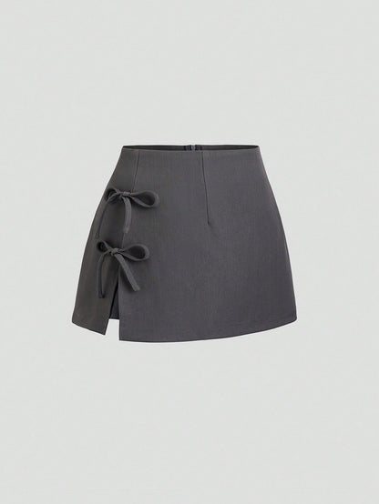 Women's Bow Detail Zip A-Line Mini Skirt