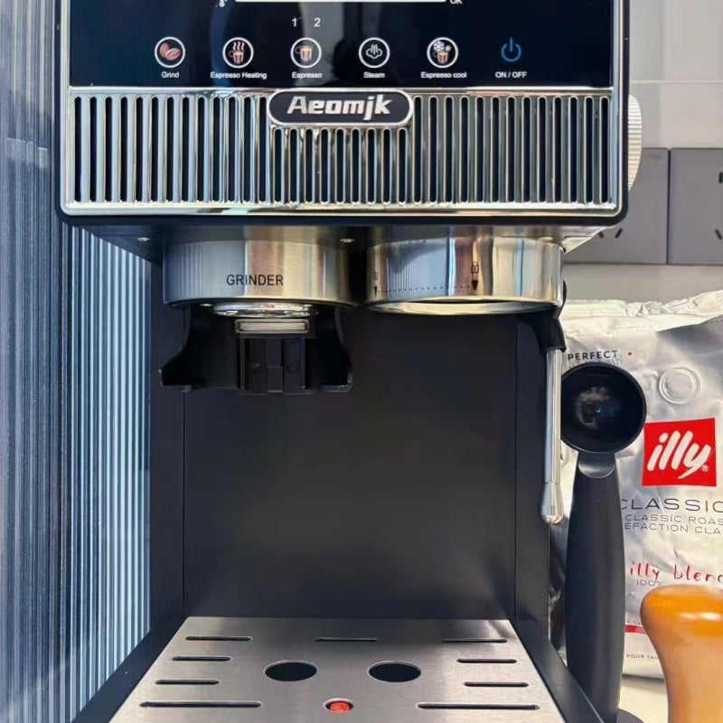 Sleek Black Coffee Machine – Barista-Quality Home Coffee Maker