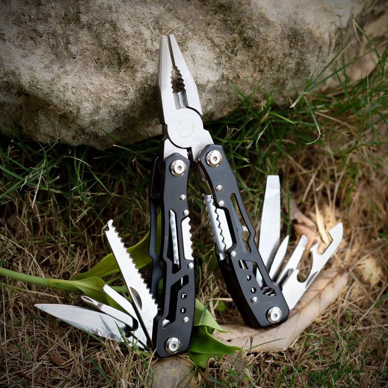 14-in-1 Multi-Tool Folding Pliers – 420 Steel EDC Pocket Tool Black & Silver Grey