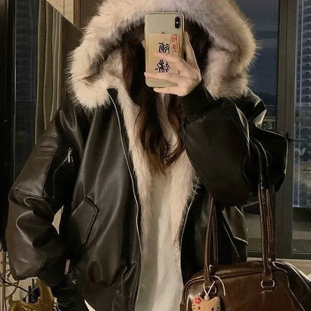 Women's Faux Leather Fur Collar Jacket – Slim Fit Short Coat