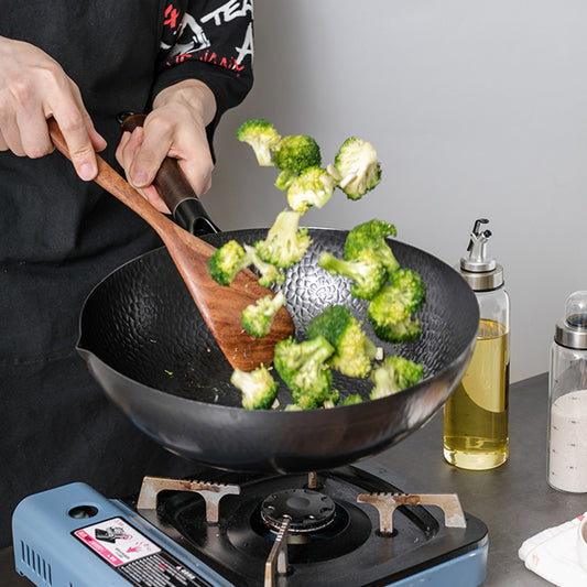 Handmade Traditional Iron Wok with Wooden Handle